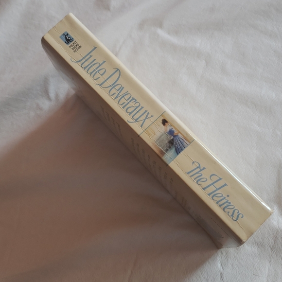 Book - Picture 3 of 3